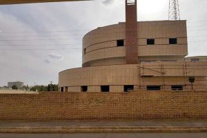 کلینیک تخصصی خاتم الانبیاء سمنان | اجرای نمای سرامیک به روش خشک