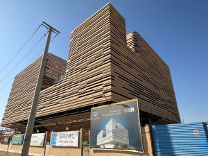 نمای ساختمان نظام مهندسی یزد – اجرای نمای آجر خشک