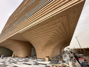 نمای ساختمان نظام مهندسی یزد – اجرای نمای آجر خشک